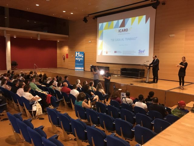 La Comunidad apunta a la formación en 'competencias blandas' para facilitar el regreso al empleo de parados de larga duración - 1, Foto 1