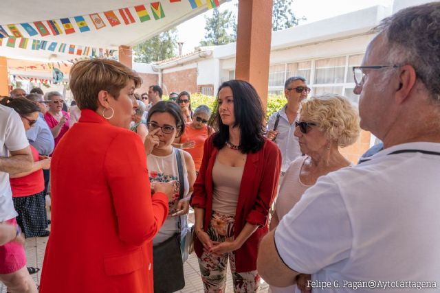 Arroyo y Ruiz se reunirán con la consejera de Educación para agotar todas la posibilidades de retirada del amianto este verano - 1, Foto 1