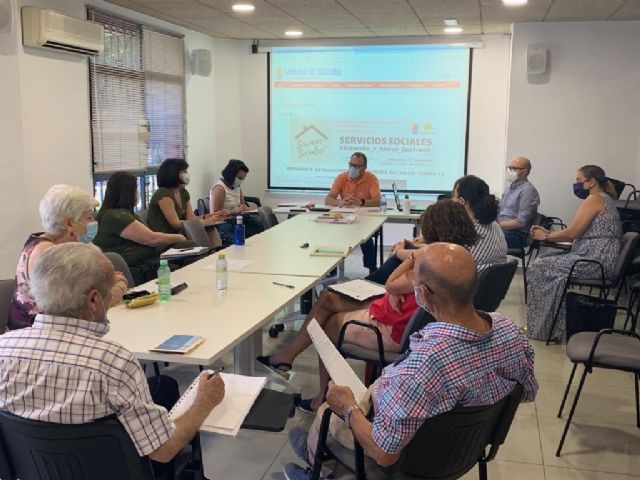 El Consejo Municipal de Bienestar Social de Molina de Segura analiza el nuevo proyecto de identificación de riesgos e intervención para personas mayores de 65 años que viven solas - 1, Foto 1