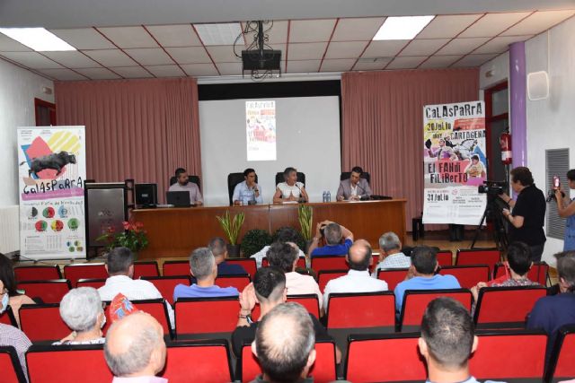 Presentada la corrida de toros mixta y la «Espiga de plata» - 1, Foto 1