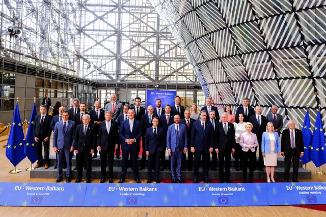 Pedro Sánchez subraya el carácter histórico de un Consejo Europeo en el que Ucrania y Moldavia han obtenido el estatus de candidatos a la UE - 1, Foto 1