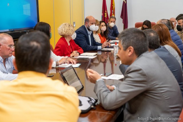 La Comisión de Infraestructuras da su visto bueno al proyecto de ordenanza y tarifas del agua y saneamiento - 1, Foto 1