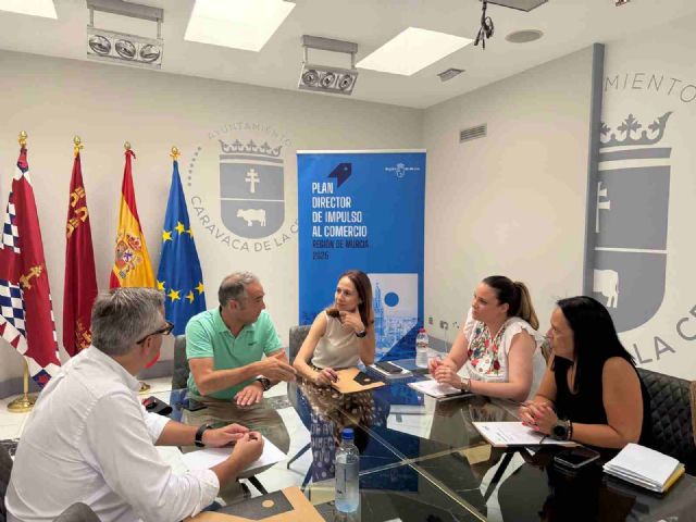 El Ayuntamiento de Caravaca participa en la elaboración del Plan Director de Impulso al Comercio de la Región de Murcia - 1, Foto 1