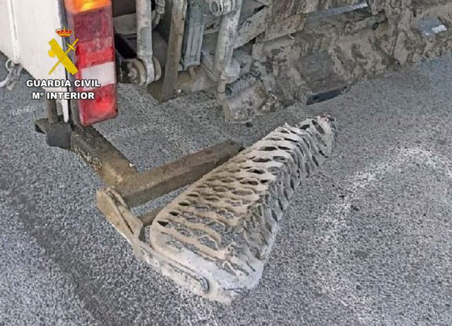 La Guardia Civil esclarece la sustracción del camión de la basura de Albudeite - 2, Foto 2