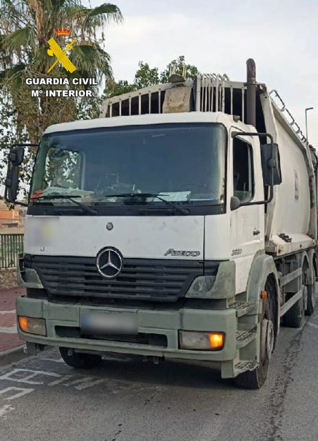La Guardia Civil esclarece la sustracción del camión de la basura de Albudeite - 5, Foto 5