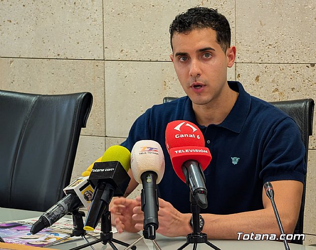 Totana se prepara para una noche de humor y música con Dos cómicos muy tontos y La Rueda, Foto 5