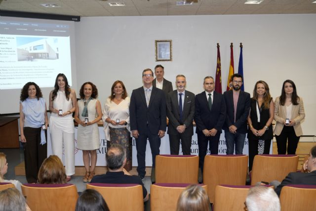 Juan Miguel Aguado toma posesión como decano de la Facultad de Comunicación y Documentación - 3, Foto 3