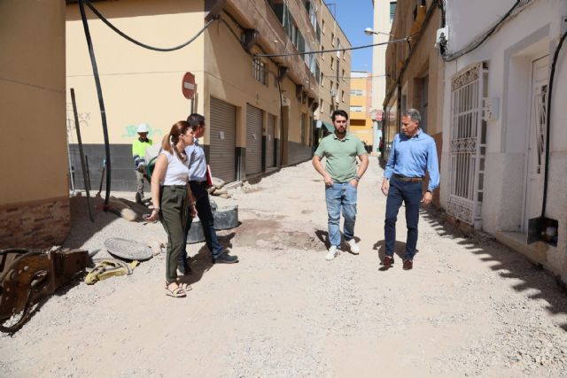 Las obras de la calle Oria y Cantoria avanzan para convertir esta vía del barrio lorquino de San José en un espacio más accesible, seguro y moderno - 4, Foto 4