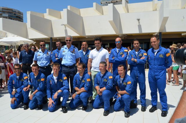 Exhibición Patrulla Acrobática Águila hoy en fiestas santiago de la Ribera 2016 - 5, Foto 5