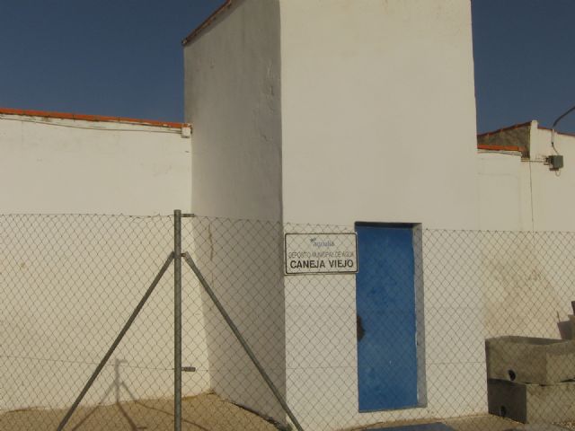 ARECA (Agrupación de Comunidades de Regantes) se opone totalmente a los aumentos de concesión de los pozos de Caneja y de Archivel, solicitados por el Ayuntamiento a la CHS - 1, Foto 1