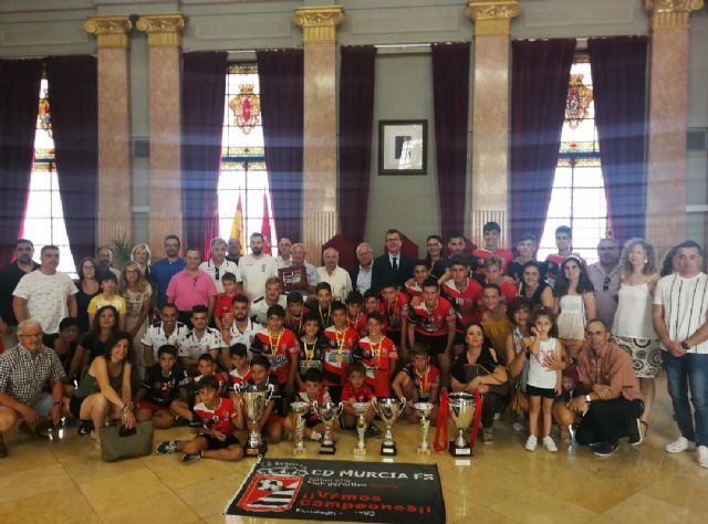 El Club Deportivo Murcia Fútbol Sala celebra sus siete copas en La Glorieta - 2, Foto 2
