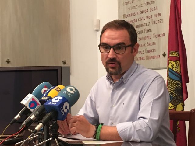 El alcalde muestra su satisfacción porque la Ley aprobada hoy en la Asamblea Regional para los afectados por los terremotos tenga en cuenta supuestos hasta ahora no contemplados - 1, Foto 1