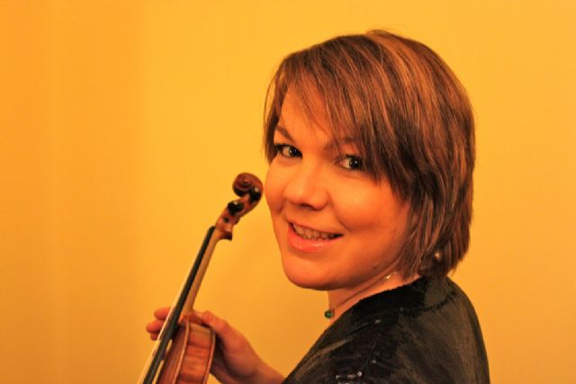 El violín de la santanderina María Saiz San Emeterio canta en la catedral cántabra las Canciones populares de Falla - 2, Foto 2