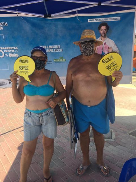 Medio Ambiente lleva a las playas una campaña sobre el reciclaje y la adecuada gestión de residuos - 1, Foto 1