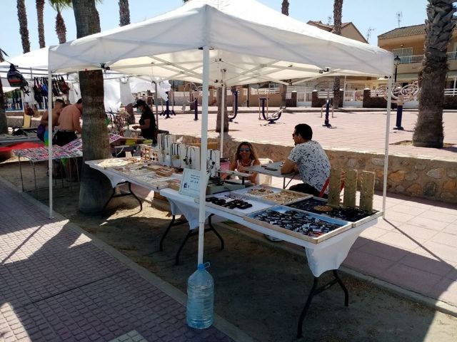 Mercado artesano en Los Alcazares, en el Paseo de la Caleta - 3, Foto 3