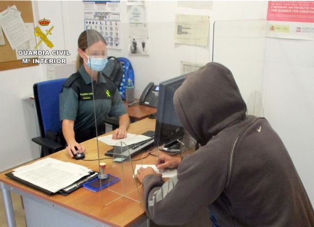 La Guardia Civil esclarece en San Javier varias simulaciones de delito - 1, Foto 1