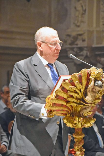 La nueva Junta Superior del Consejo General de Hermandades y Cofradías de la ciudad de Sevilla, que preside Francisco Vélez de Luna, ha tomado posesión de sus cargos en la Capilla Real - 3, Foto 3