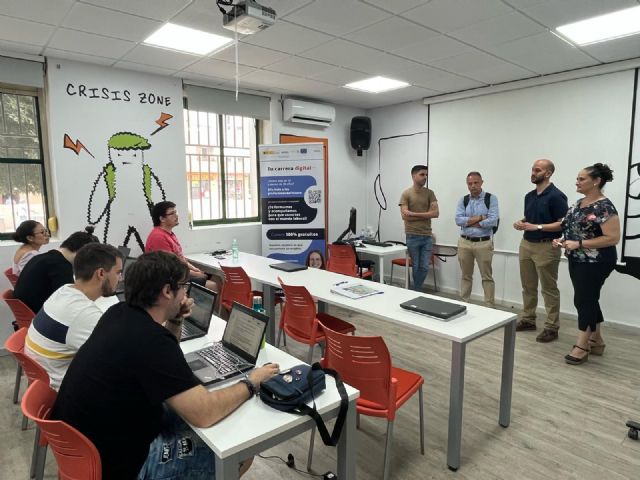Un total de 14 jóvenes del municipio participan en el 'Curso de Marketing Digital' impartido a través del Programa de Garantía Juvenil - 1, Foto 1