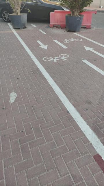 2Asfaltar las calles, levantarles de nuevo el alquitrán, asfaltar de nuevo - 1, Foto 1