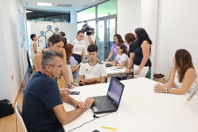 Más de 100 familias se beneficiarán este año del Banco de Libros Municipal - 1, Foto 1