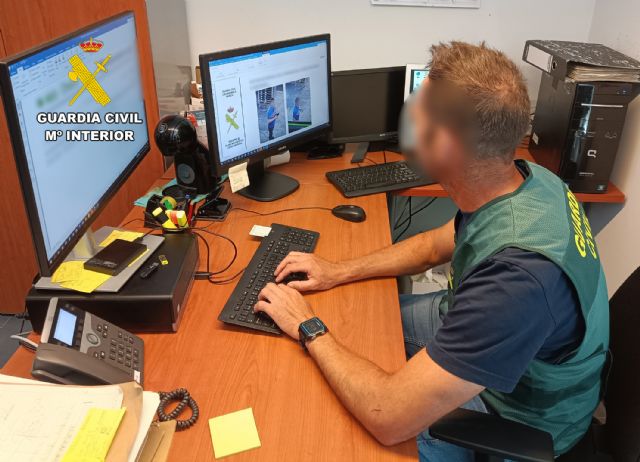 La Guardia Civil desmantela un grupo delictivo que cometía estafas a empresas hortofrutícolas de la Región de Murcia - 1, Foto 1