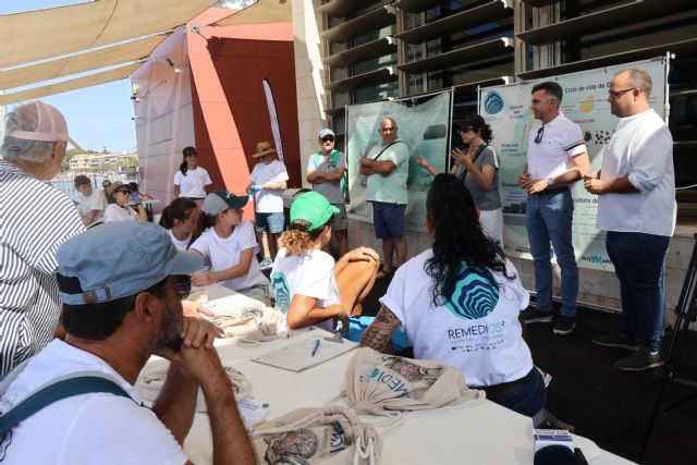 Más de 30 familias participan en San Pedro del Pinatar en la Jardinería de ostras para conocer el papel de estos bivalvos en el Mar Menor - 2, Foto 2