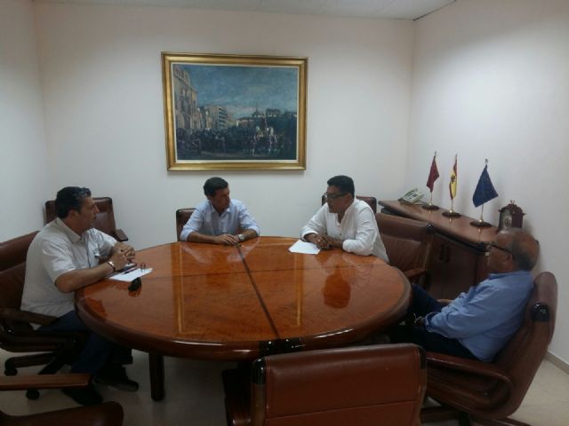 El Delegado del Gobierno en Murcia recibe a la Federación Autonómica de Asociaciones Gitanas en relación a los ataques racistas antigitanos de Fortuna - 1, Foto 1