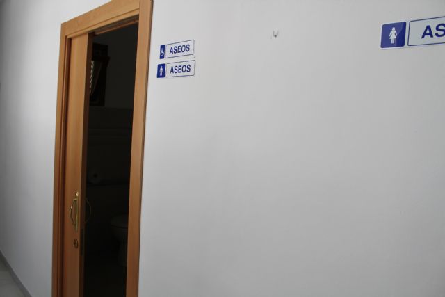 Los aseos del edificio principal del Ayuntamiento han sido reformados íntegramente - 1, Foto 1
