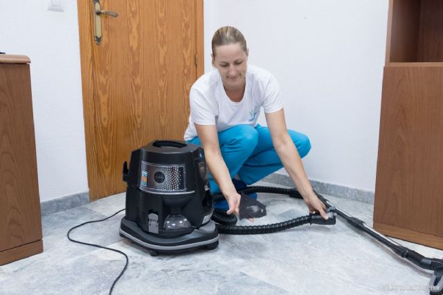 Una emprendedora de Cartagena declara la guerra a los ácaros con una tecnología que además purifica el ambiente - 1, Foto 1