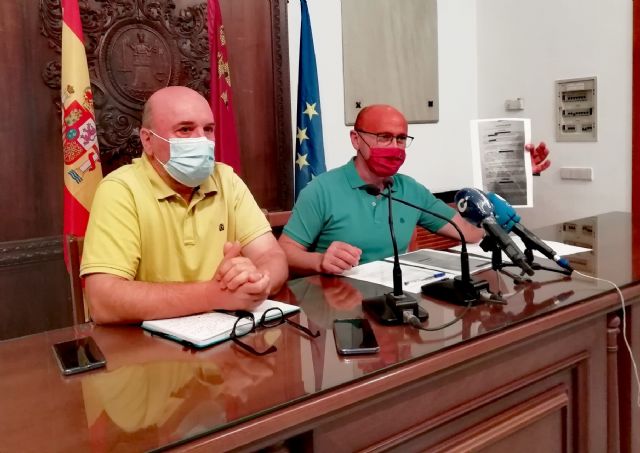 La familia agredida en el barrio junto al Portavoz de IU vive legalmente en España - 1, Foto 1