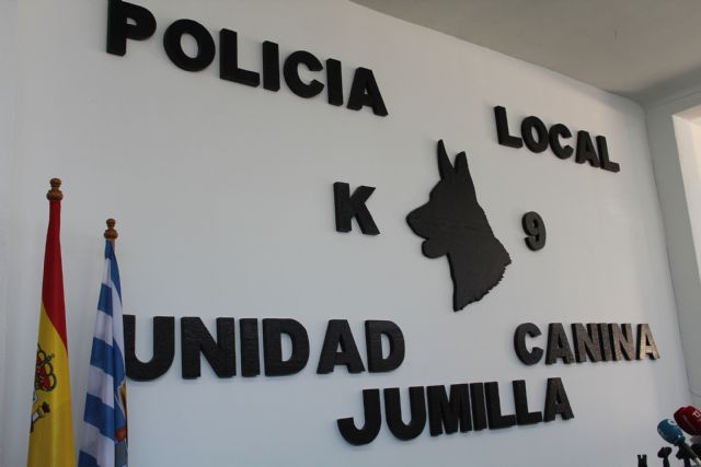 Adjudicados los contratos de suministro de un vehículo especial para la Unidad Canina y una barredora de aspiración para Servicios - 1, Foto 1