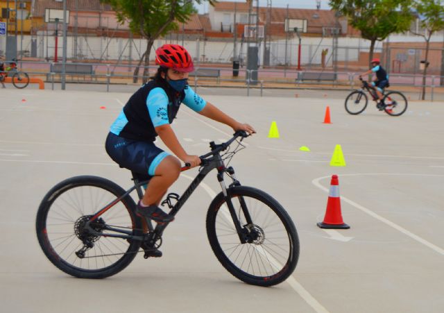 Medio centenar de participantes en la gymkana infantil de ciclismo - 2, Foto 2