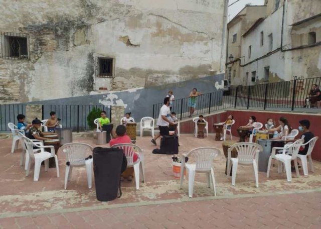 Dan comienzo los talleres musicales de percusión Barrios Medievales - 1, Foto 1