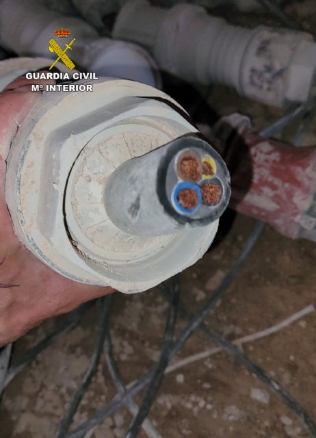 La Guardia Civil esclarece el robo de más de 20.000 euros en materiales de cobre de una cantera de Yecla - 3, Foto 3