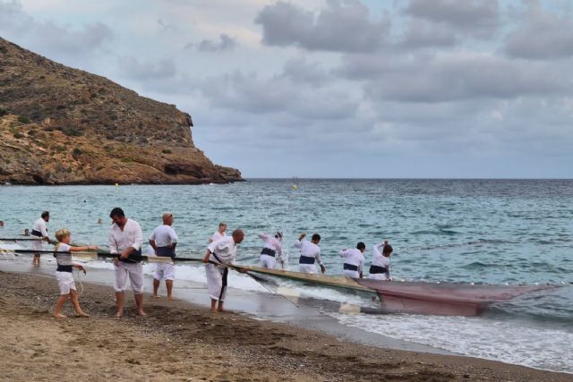 El Portús revive la tradición de la jábega en una emotiva jornada marinera - 1, Foto 1