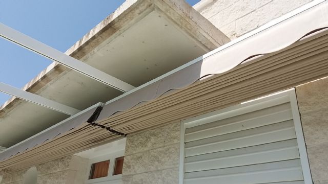 La concejala de Educacin invierte cerca de 40.000 euros este verano en mejoras en los colegios, Foto 2