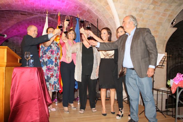 La actriz Concha Cuetos ya es Maestra del Vino de Bullas - 2, Foto 2