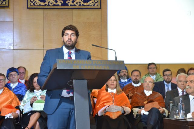 López Miras anuncia un plan para que todos los grados y másteres universitarios sean bilingües en los próximos 5 años - 1, Foto 1