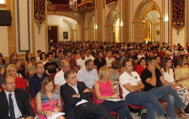 Comienza el curso para los estudiantes del Instituto Superior de FP San Antonio - 1, Foto 1