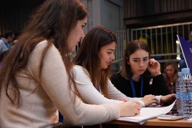 IX edición Young Business Talents - 2, Foto 2