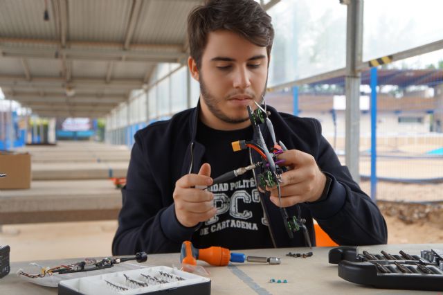 El UPCT Drone Team se estrena en el campeonato de España de carreras de drones - 1, Foto 1