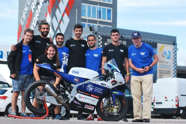 El equipo de competición MotoUPCT sube al podio en Cheste - 1, Foto 1