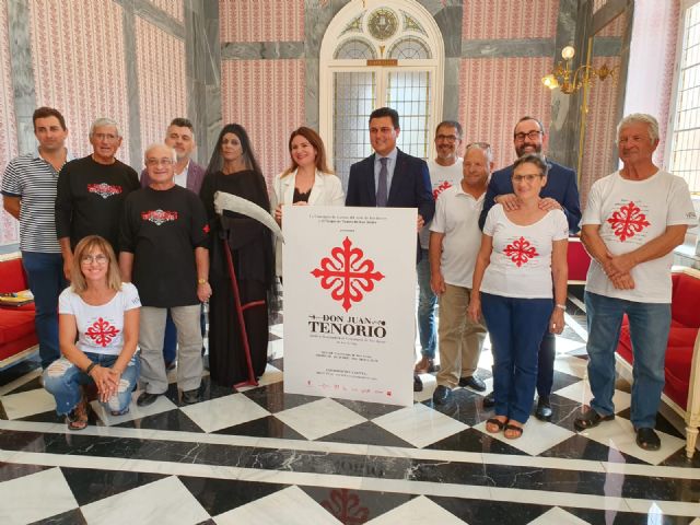 200 personas participan en el montaje del Tenorio en el cementerio de San Javier - 1, Foto 1