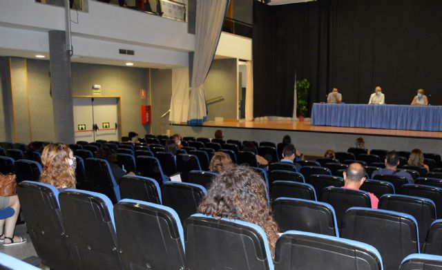 El Ayuntamiento y los centros docentes valoran positivamente los primeros días de la vuelta a clase - 2, Foto 2