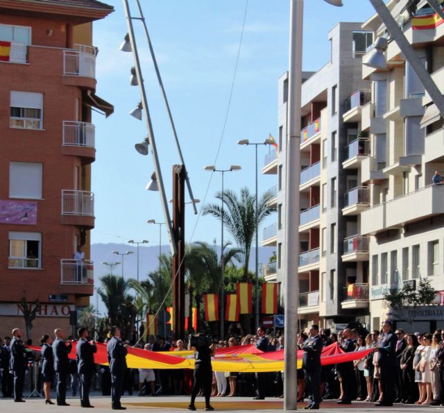 El alcalde dicta un Bando para que los alcantarilleros engalanen sus balcones con la bandera de España - 1, Foto 1
