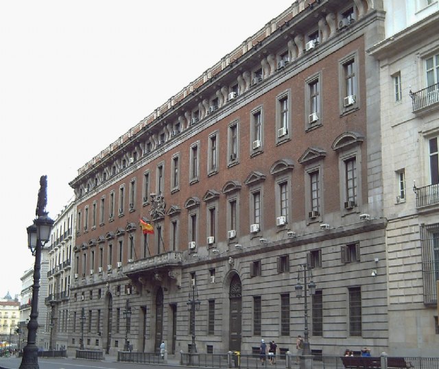 El Tribunal de Recursos contractuales resuelve las alegaciones de las empresas de transporte escolar al Acuerdo Marco - 1, Foto 1