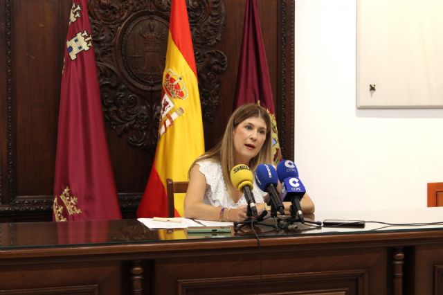 El PP constata el rechazo de los empresarios lorquinos al acuerdo del gobierno de Pedro Sánchez que obliga a que sus trabajadores atiendan en catalán - 1, Foto 1