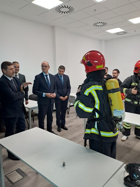 El consejero de Educación destaca la alta empleabilidad del alumnado de FP de la Región - 2, Foto 2