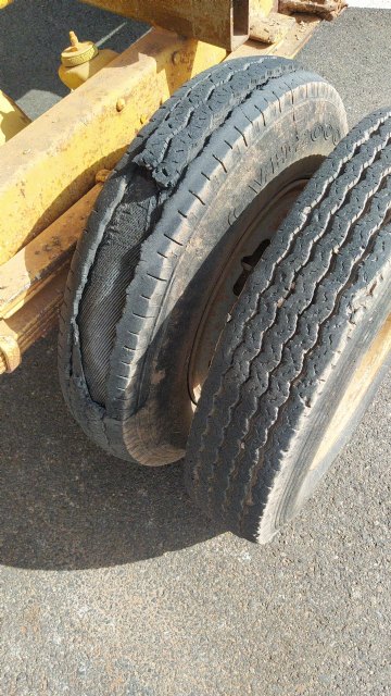 Los camiones, autocares y furgonetas son los vehículos que más kilómetros tienen y menos superaron la ITV en el último año - 1, Foto 1