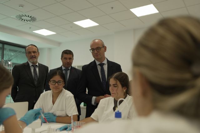 XTART FP inicia el curso en Murcia con la visita del consejero de Educación y Formación Profesional - 2, Foto 2